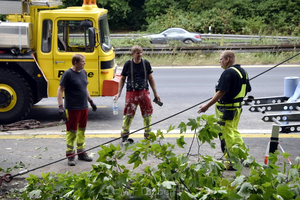 Schwerer VU A 3 Rich Oberhausen Hoehe AK Leverkusen P832.JPG - Miklos Laubert